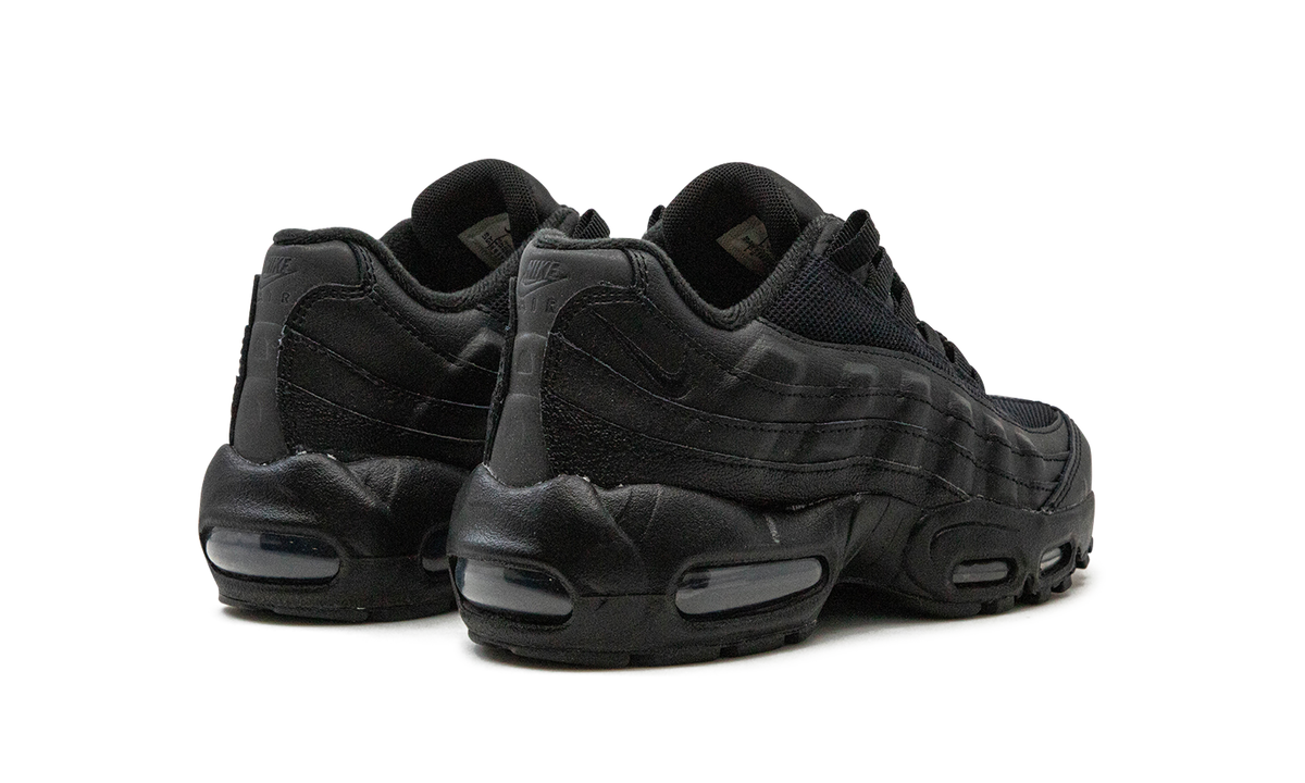 Air Max 95 Recraft GS "Triple Black" CJ3906 001